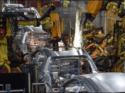 Escasez de semiconductores hasta 2023