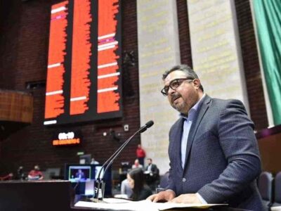 Arremete Víctor Pérez contra la Miscelánea Fiscal