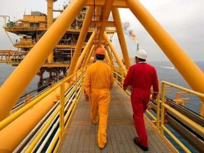 Estiman en 67.8 dólares precio de mezcla mexicana en 2022