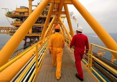 Estiman en 67.8 dólares precio de mezcla mexicana en 2022