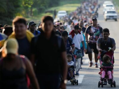 Migrantes hacen los trabajos más peligrosos, tanto en Estados Unidos como en México