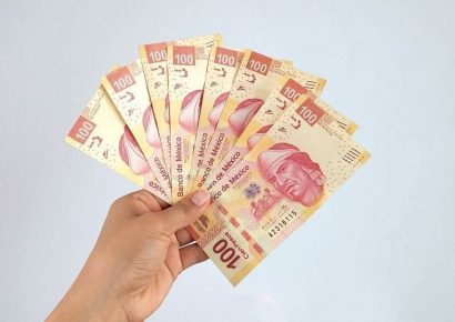Extiende beneficio de aguinaldo a empleados por honorarios