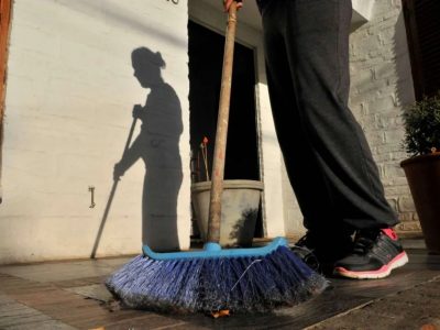 Trabajadoras del hogar ganan hasta 63% menos que el resto de personas asalariadas