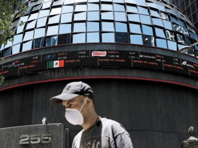 BMV pierde tras datos del Inegi sobre contracción del PIB