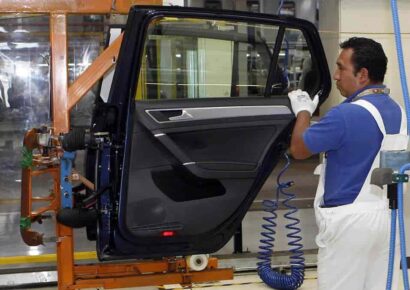 Se debilita recuperación; economía liga 2 meses a la baja