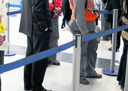 Regios ‘hasta la coronilla’ con los bancos: reclamos crecen