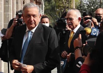 AMLO se reúne con empresarios de grandes firmas de México