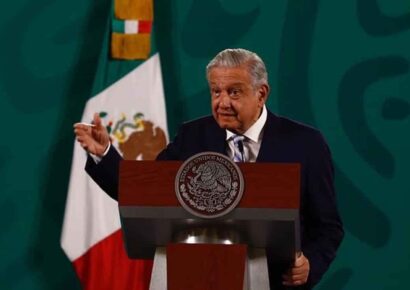 Amaga con presentar recurso legal contra subsidio automotriz