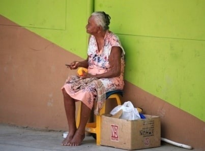 Repunta pobreza extrema en 233 municipios: Coneval