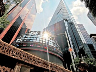 Peso y BMV operan mixtos a media jornada del lunes