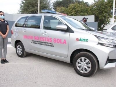 Entregan patrullas para casos de violencia familiar