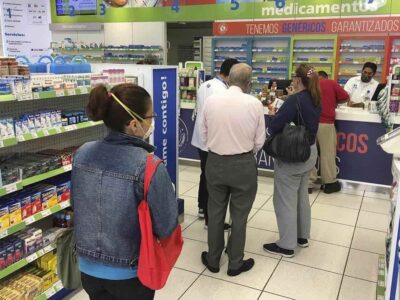 Crece 30% demanda de medicamentos para Covid-19