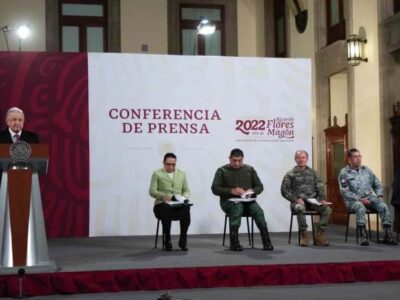 En el INE hay abusos y derroche: AMLO
