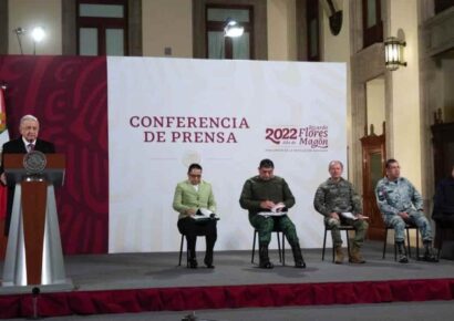 En el INE hay abusos y derroche: AMLO