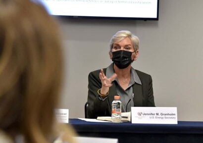 Visita de Granholm a México por reforma eléctrica