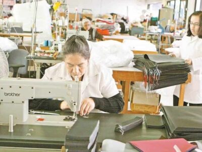 Retrocede economía de 15 estados en tercer trimestre de 2021