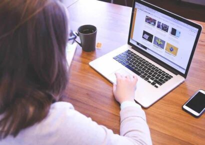Prevén más trabajo híbrido; reinventarán contrataciones