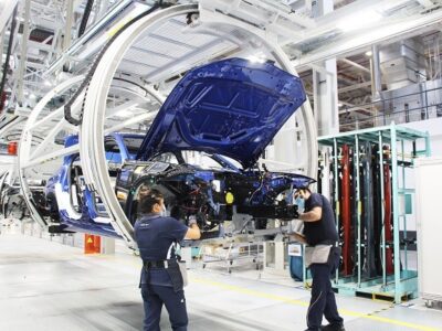 BMW proyecta una mayor demanda de vehículos eléctricos