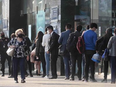 Cinco de cada diez mexicanos buscan cambiar de empleo