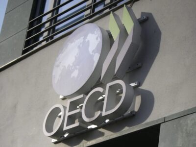 La OCDE baja a 2.3% su expectativa de crecimiento para el PIB de México