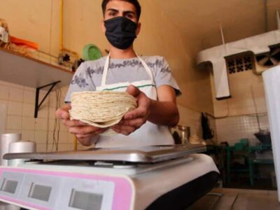 Ordena ley vender tortillas de calidad y sin colorantes