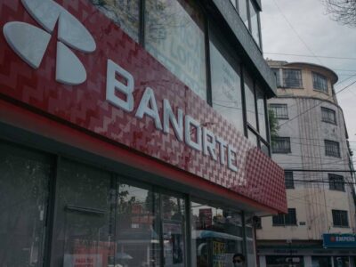 Banorte está abierto a todas las opciones para fondear Banamex