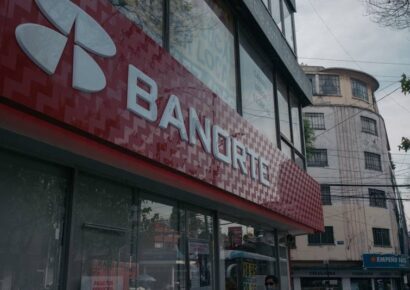 Banorte está abierto a todas las opciones para fondear Banamex