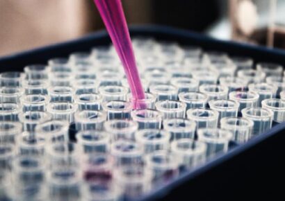 EU trabaja con Ucrania para impedir que rusos tomen material biológico