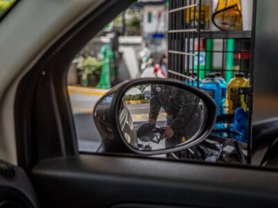 Hacienda amanece generosa: exenta a todas las gasolinas del IEPS