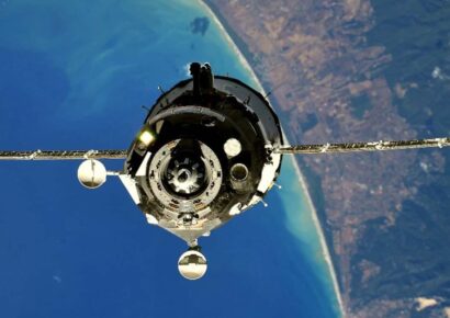 Jefe de agencia espacial rusa dice que ataques informáticos a satélites justificarían la guerra: informe