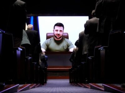 Presidente ucraniano pide al Congreso de EU que le ayude a proteger sus cielos de Rusia