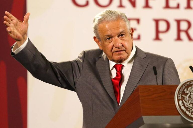 ‘¡Son mentirosos!’ AMLO responde a senadores de EU que lo acusan de utilizar la FGR con fines políticos