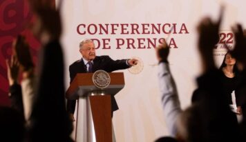 Gobierno de AMLO confirma seguridad social para periodistas independientes